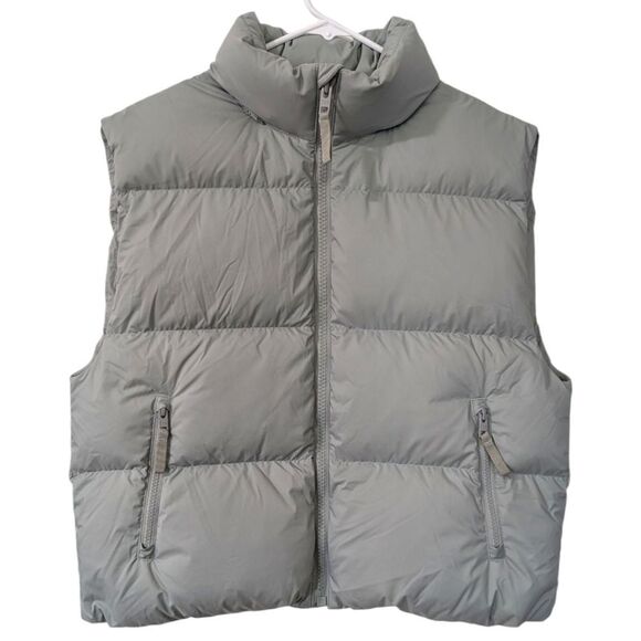 Aritzia TNA Mega Puff Vest - Light Grey/Green - Women's Size S - 700+ Fill Power - Picture 3 of 10